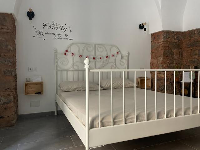 Casa Catania Catania 95121 ES70137622