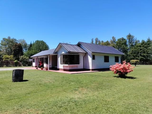 CASA Cayumapu | 4 dormitorios por 7900.00 en Valdivia