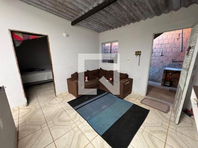 Casa, Ceilândia, 4 Quartos, 200 m2 Brasília