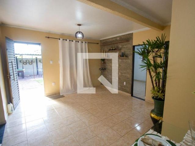 Casa, Ceilândia, 2 Quartos, 530 m2 Brasília