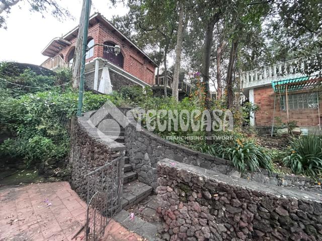 CASA CELESTUN, COL. LOMAS DEL PEDREGAL