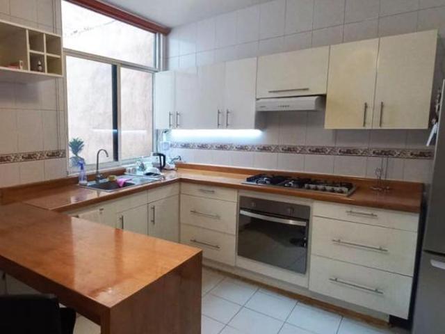 Casa Céntrica con Doble Altura y Jacuzzi – Tepeji del Río