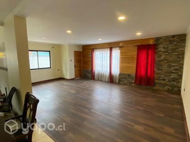 Casa céntrica en | 2 Dormitorios por 6860.00 en Coyhaique