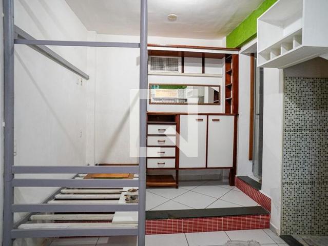Casa, Centro, 1 Quarto, 16 m2 Niterói