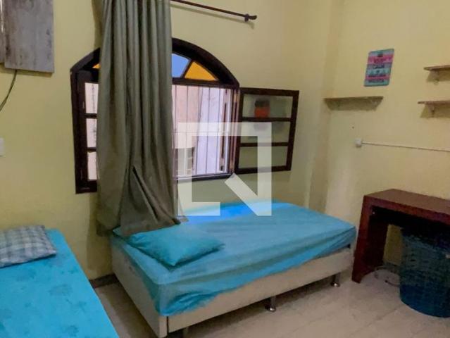 Casa, Centro, 1 Quarto, 300 m2 Duque de Caxias