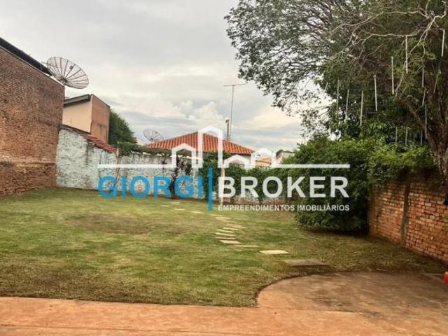 Imperdível casa à venda no Centro de Uchoa SP: 4 quartos, 1 sala, 3 banheiros, 1 vaga de garagem, 48