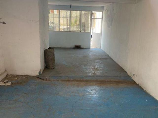 Casa cerca del metrobus loreto favela Aragon