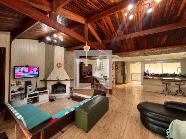 Casa, Chácara das Flores, 2 Quartos, 225 m2 Carapicuíba