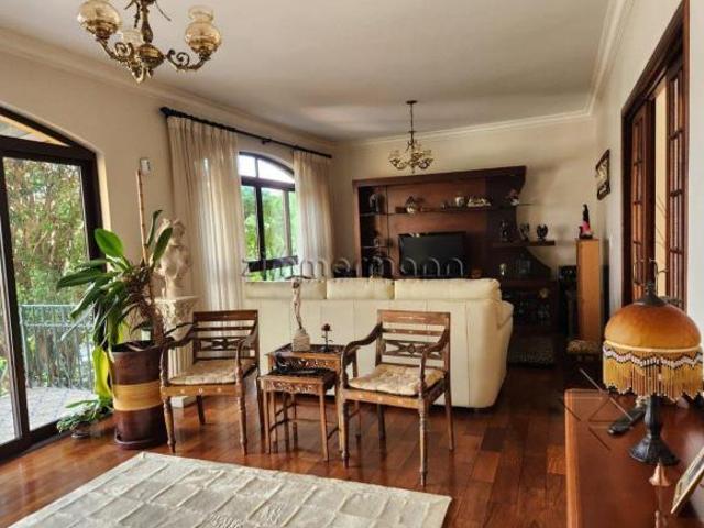 CASA CHÁCARA KLABIN 3 DORMITÓRIOS 1 SUÍTE 4 VAGAS