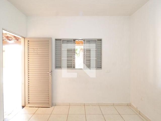 Casa, Chácaras Tubalina e Quartel, 1 Quarto, 250 m2 Uberlândia
