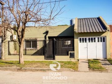 Casa Chalet • 300 m² • 4 Ambientes