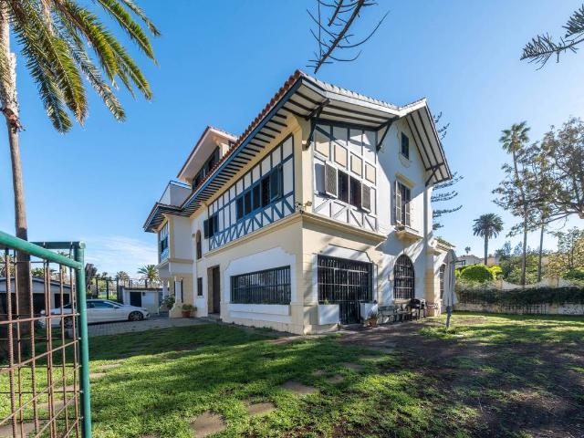 Casa chalet en Venta en Tafira