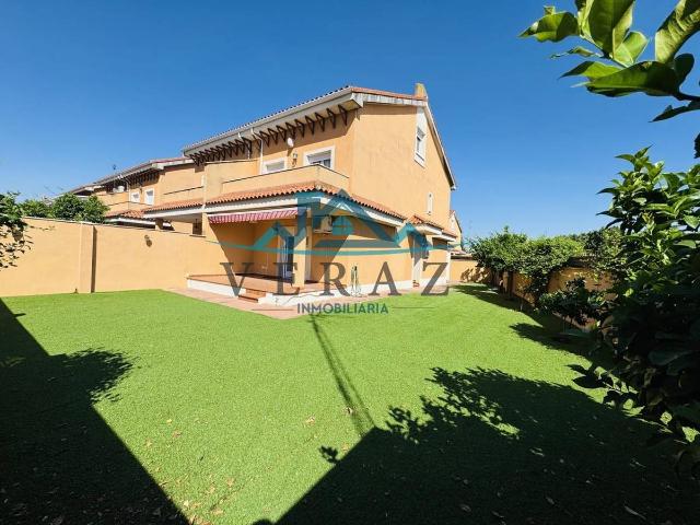 Casa chalet en Venta en Talavera la Nueva