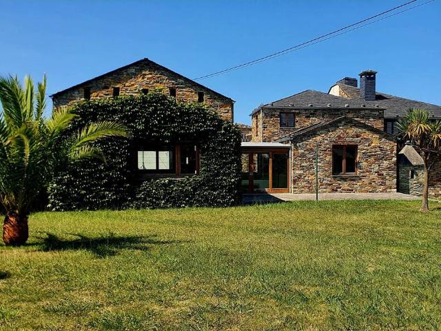 Casa chalet en Venta en Tapia de Casariego