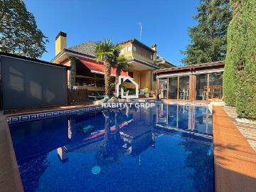 Casa chalet en Venta en Taradell