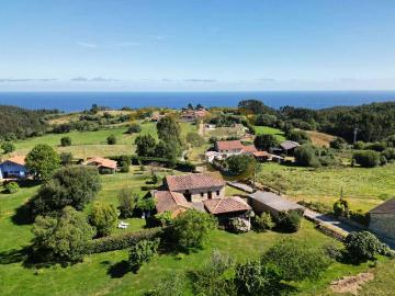 Casa chalet en Venta en Tazones Argüero