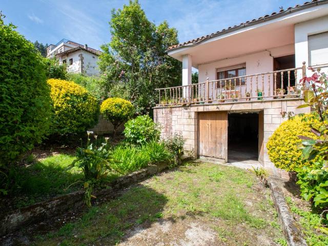 Casa chalet en Venta en Tazones Argüero