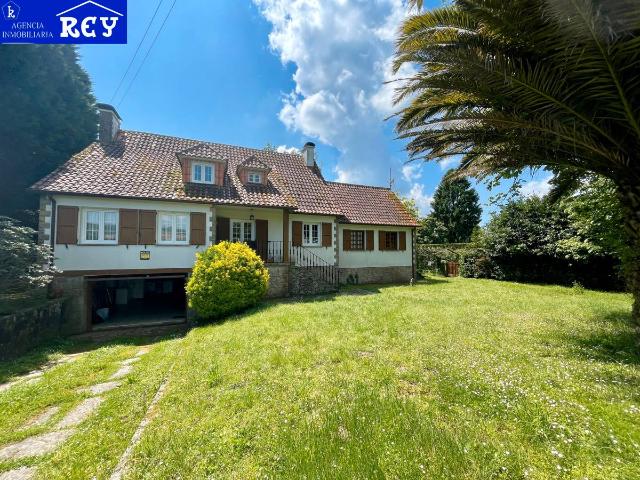 Casa chalet en Venta en Teo