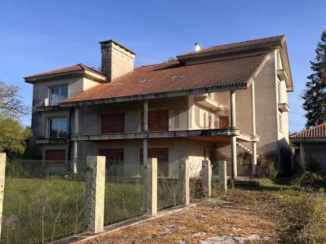 Casa chalet en Venta en Teo