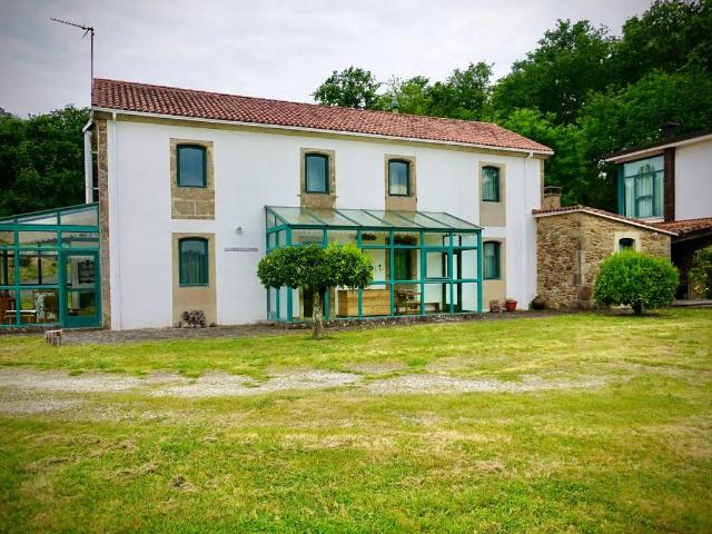 Casa chalet en Venta en Teo
