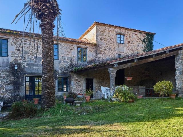 Casa chalet en Venta en Teo