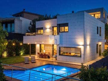 Casa chalet en Venta en Teià