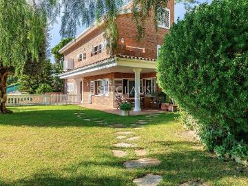 Casa chalet en Venta en Teià