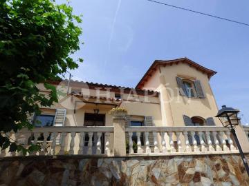 Casa chalet en Venta en Teià