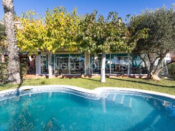 Casa chalet en Venta en Teià