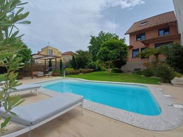 Casa chalet en Venta en Teis
