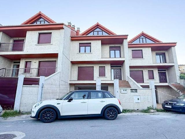 Casa chalet en Venta en Teis