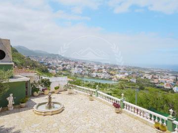 Casa chalet en Venta en Tejina