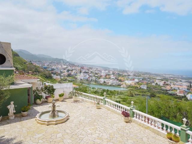 Casa chalet en Venta en Tejina