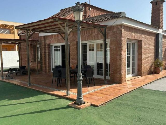 Casa chalet en Venta en Tomás Maestre