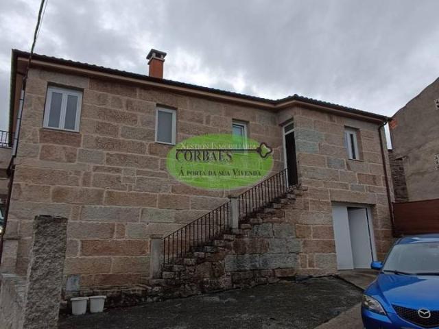 Casa chalet en Venta en Toén