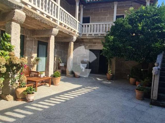 Casa chalet en Venta en Toén