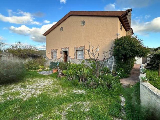Casa chalet en Venta en Tolox