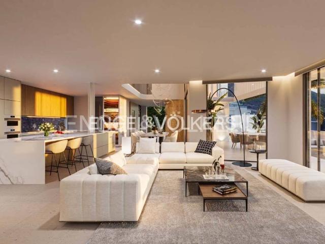 Casa chalet en Venta en Torviscas Centro y Alto