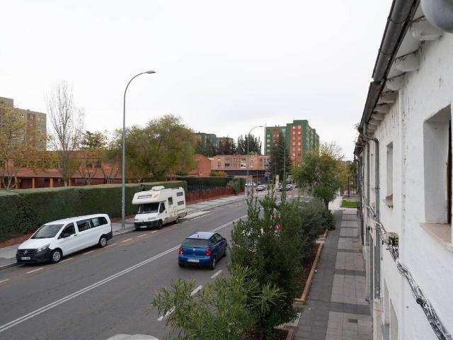 Casa chalet en Venta en Tormes La Vega
