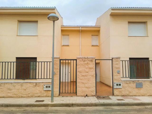 Casa chalet en Venta en Toro