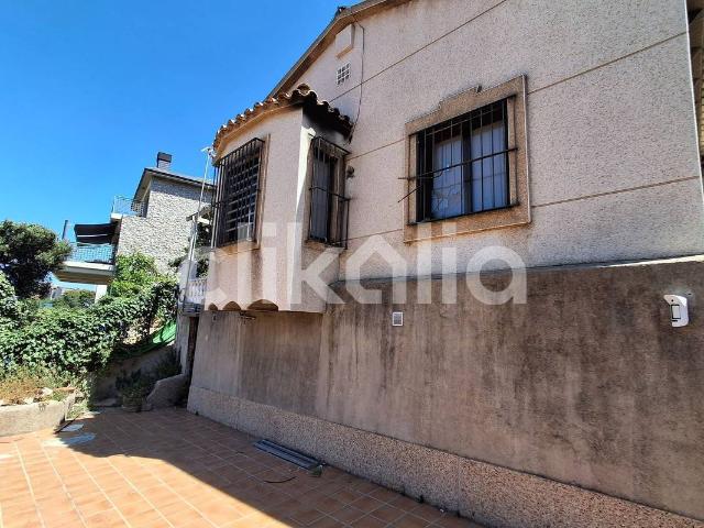 Casa chalet en Venta en Torre Baró
