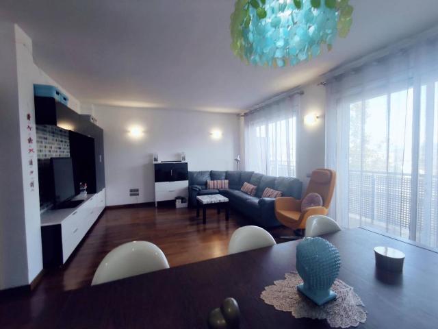 Casa chalet en Venta en Torre Baró
