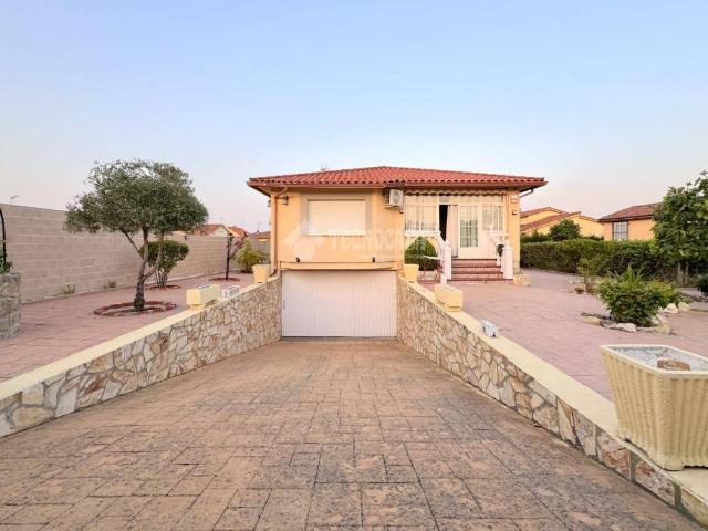 Casa chalet en Venta en Torremocha de Jarama