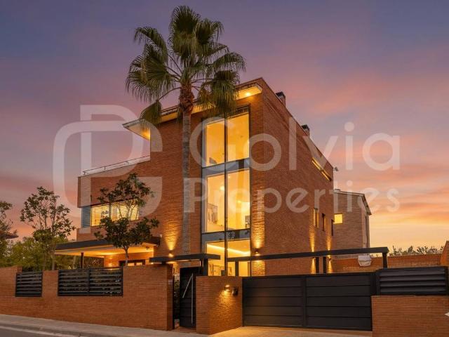 Casa chalet en Venta en Torrent Ballester