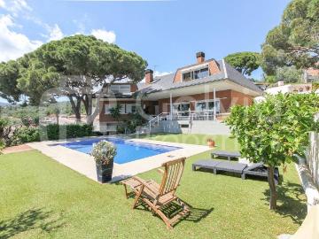 Casa chalet en Venta en Torrent Ballester