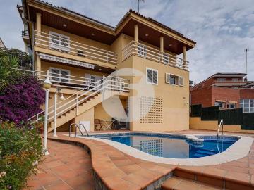 Casa chalet en Venta en Torrent Ballester