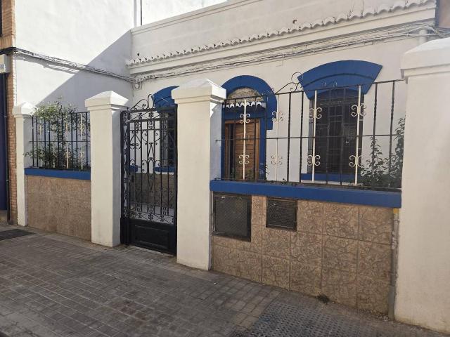 Casa chalet en Venta en Torrefiel
