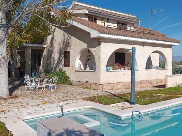Casa chalet en Venta en Torrejón del Rey