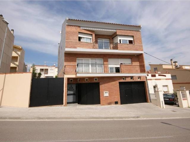 Casa chalet en Venta en Torrelavit
