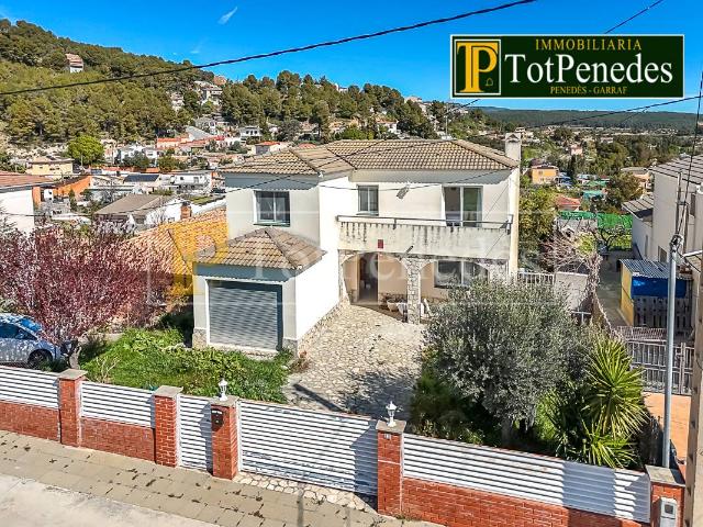 Casa chalet en Venta en Torrelles de Foix